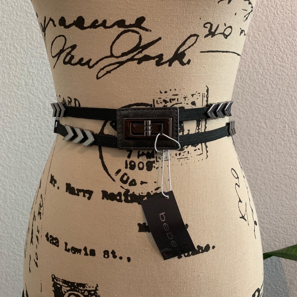 Bebe women’s elastic belt size P/S